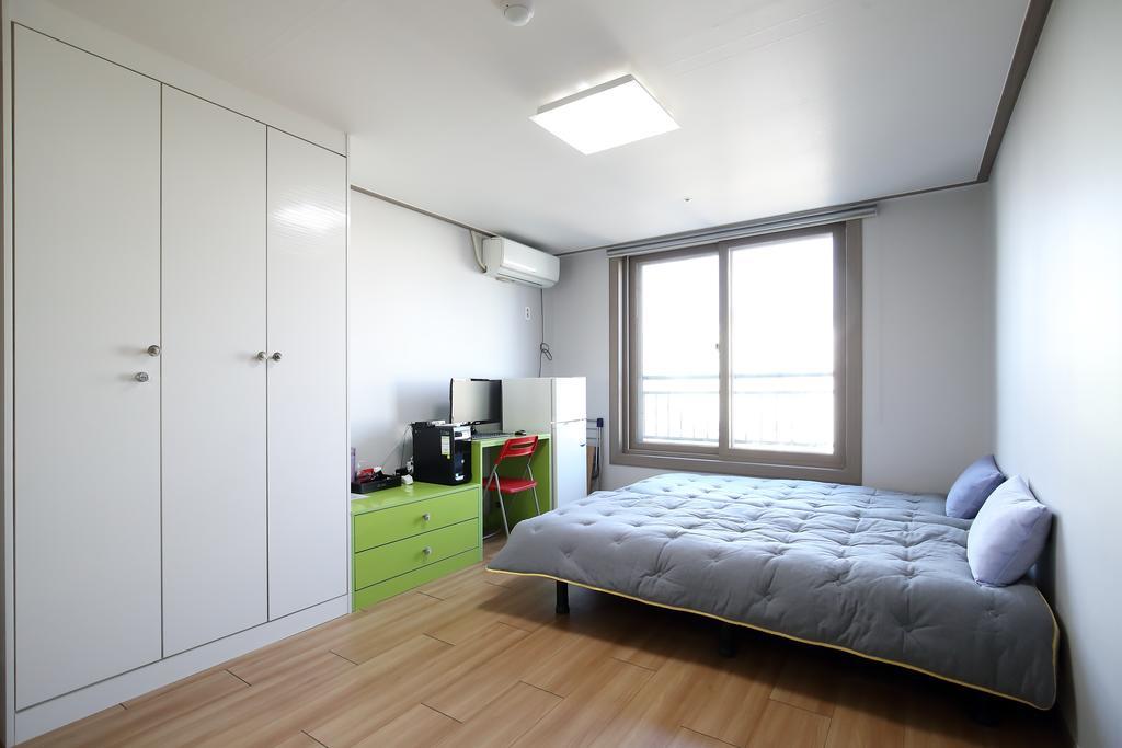 Sb House Hotel Suwon Bagian luar foto